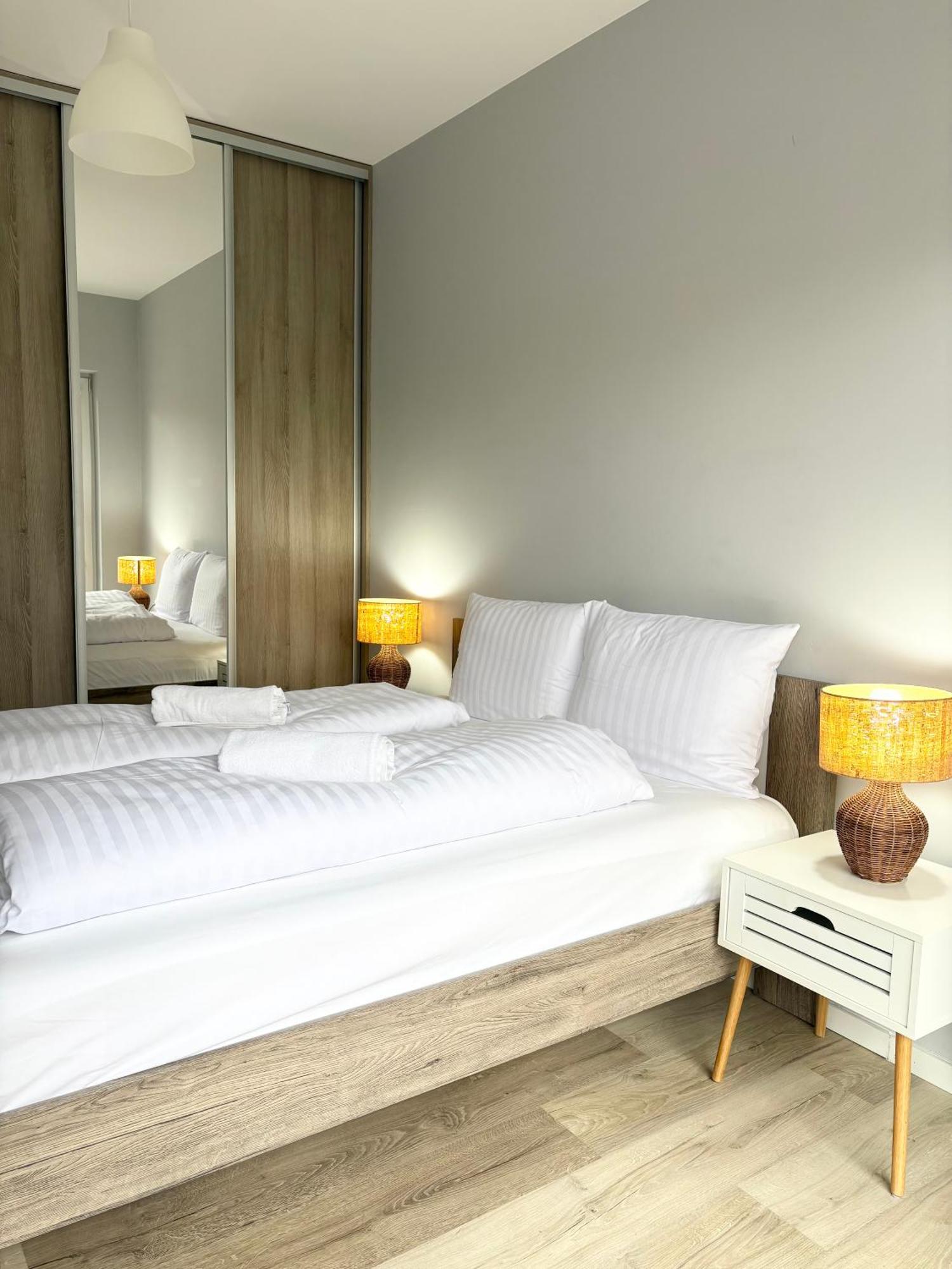Apartament The Grand Martini - Family & Work Space - 2 Bedrooms, 2 Bathrooms, 2 Parking Places - Twoja Przestrzen Dla Rodzin I Biznesu - Everything Need For Work And Family Comfort *