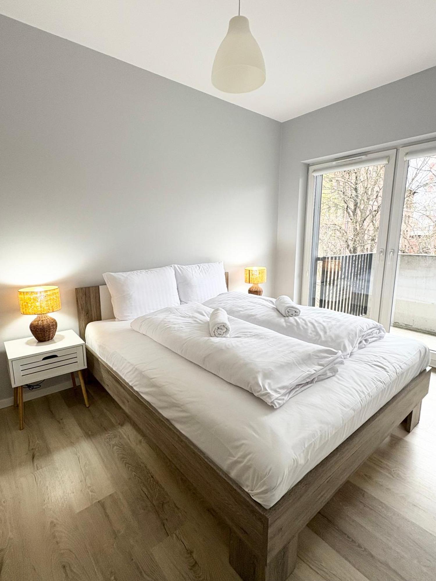 The Grand Martini - Family & Work Space - 2 Bedrooms, 2 Bathrooms, 2 Parking Places - Twoja Przestrzen Dla Rodzin I Biznesu - Everything Need For Work And Family Comfort * Wrocław